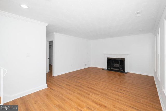 307 SUMMIT HALL RD, Gaithersburg, MD 20877