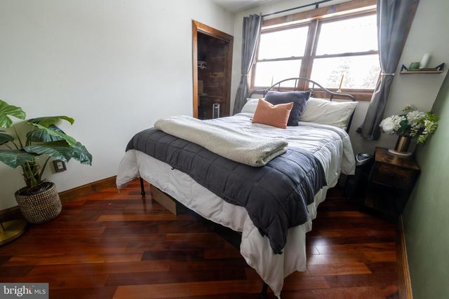 10 E ADAIR DR, Eagleville, PA 19403