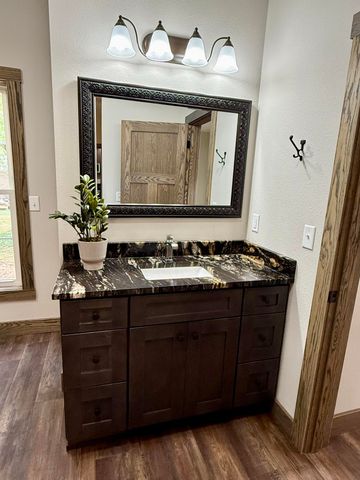 312 E Grant Street, Clever, MO 65631