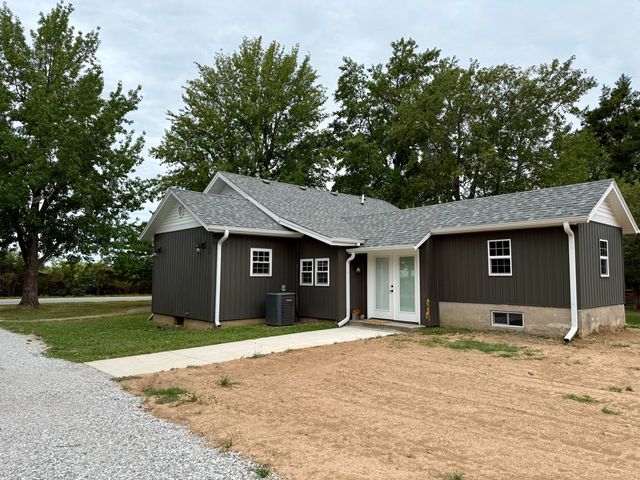 312 E Grant Street, Clever, MO 65631