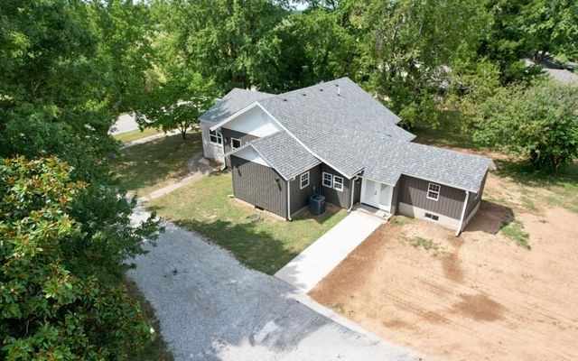 312 E Grant Street, Clever, MO 65631