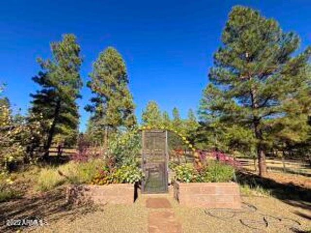550 E HATTIE GREENE --, Flagstaff, AZ 86001