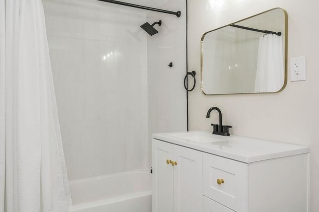 1705 SW Walnut Street, Blue Springs, MO 64015