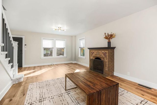 1705 SW Walnut Street, Blue Springs, MO 64015