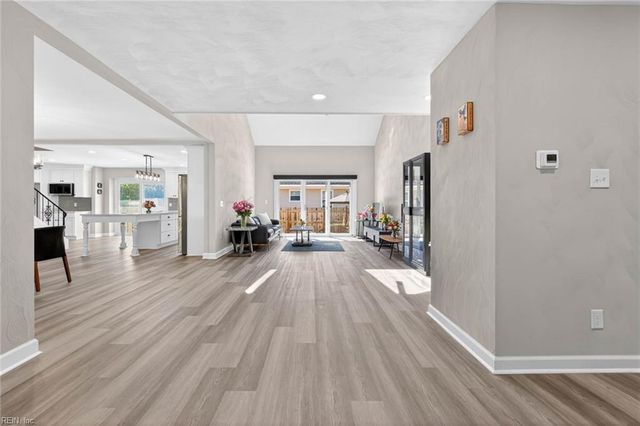 2496 Las Brisas DR, Virginia Beach, VA 23456