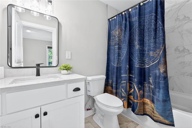 2496 Las Brisas DR, Virginia Beach, VA 23456