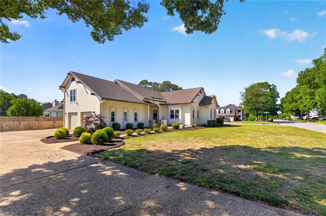 2496 Las Brisas DR, Virginia Beach, VA 23456