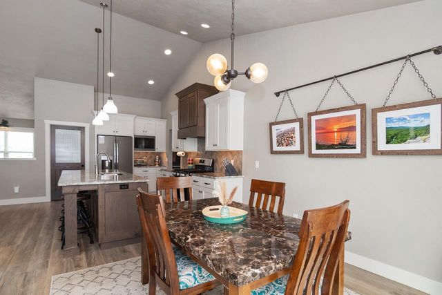 W5598 HOELZEL WAY, Appleton, WI 54915