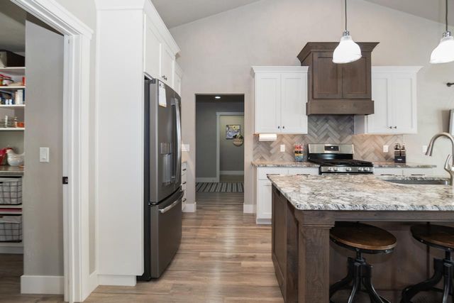 W5598 HOELZEL WAY, Appleton, WI 54915