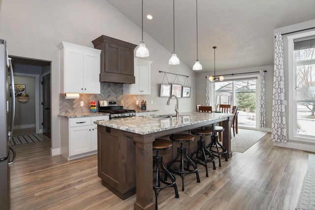 W5598 HOELZEL WAY, Appleton, WI 54915