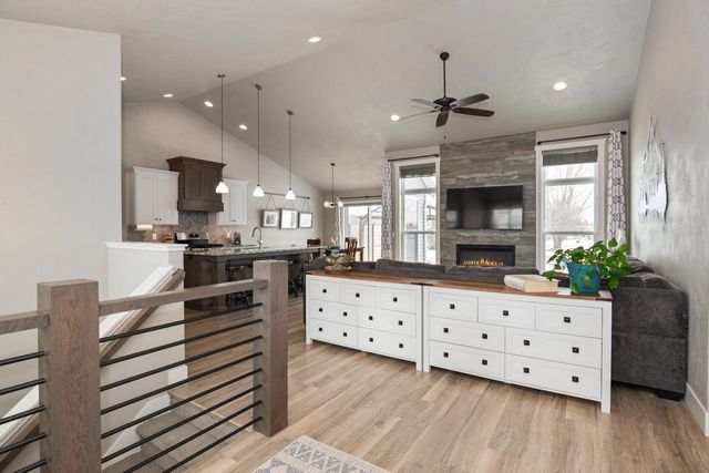 W5598 HOELZEL WAY, Appleton, WI 54915