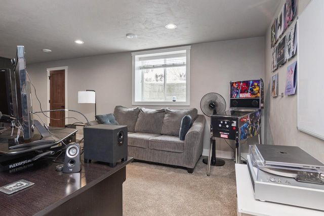 W5598 HOELZEL WAY, Appleton, WI 54915