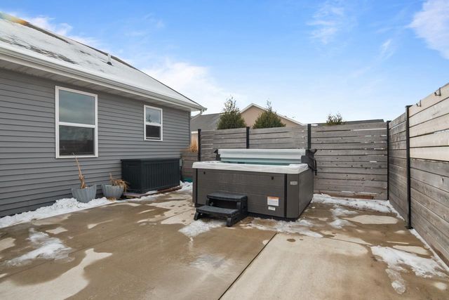 W5598 HOELZEL WAY, Appleton, WI 54915