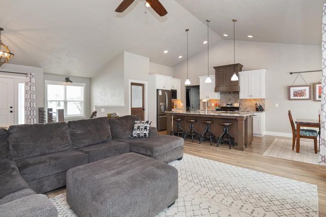 W5598 HOELZEL WAY, Appleton, WI 54915