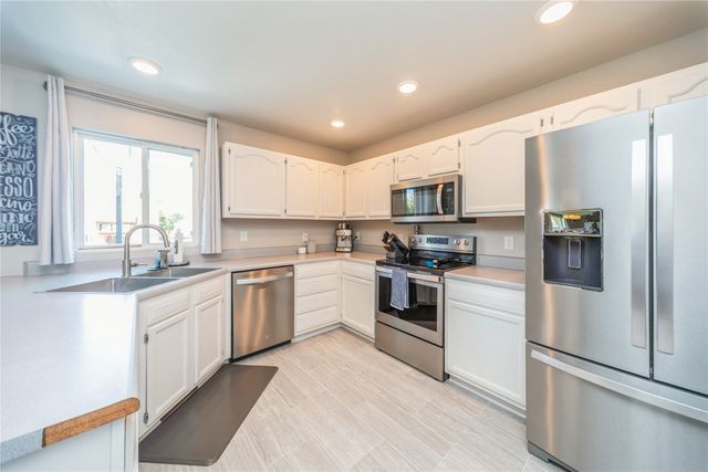 1009 SE 5th Street, Grimes, IA 50111