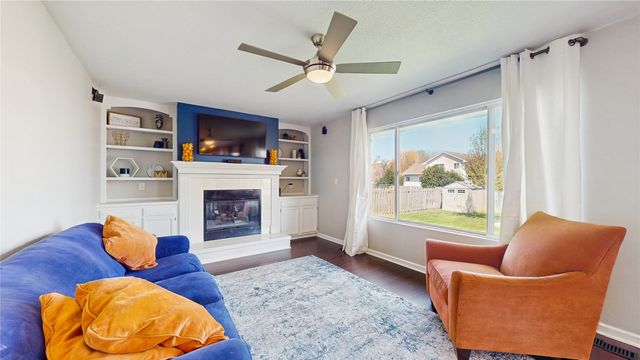 1009 SE 5th Street, Grimes, IA 50111
