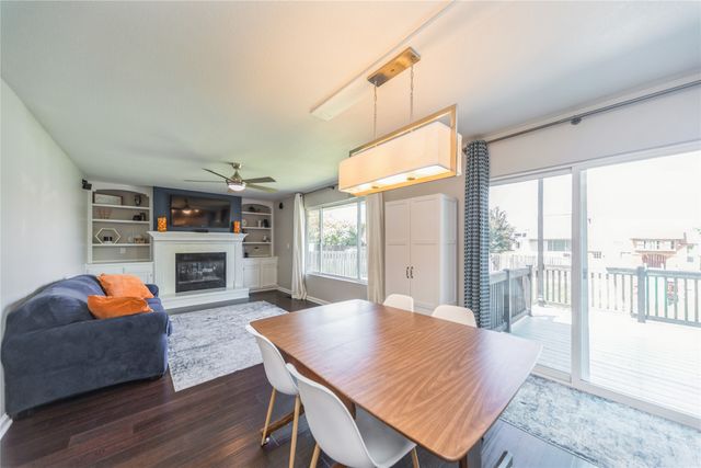 1009 SE 5th Street, Grimes, IA 50111