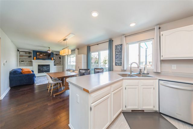 1009 SE 5th Street, Grimes, IA 50111
