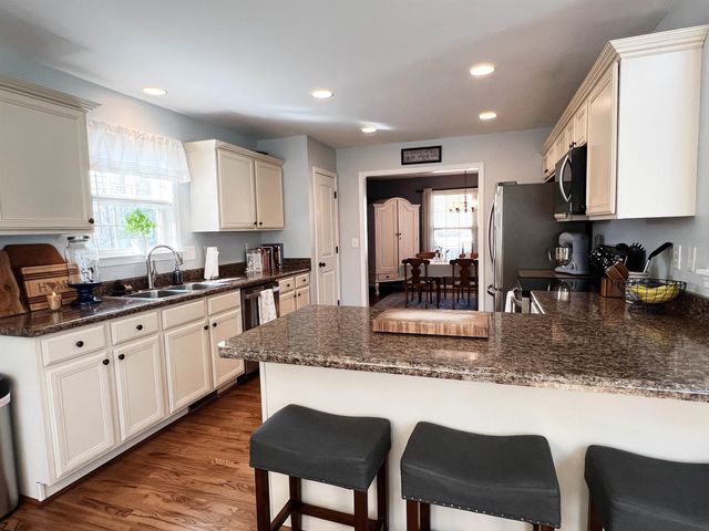 128 Fagans Creek Drive, Inman, SC 29349