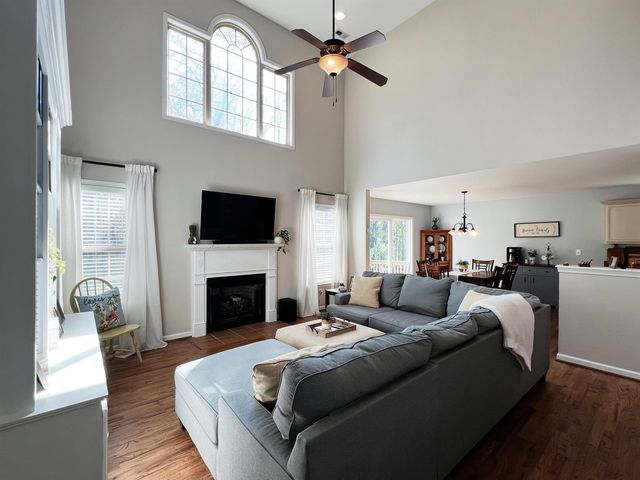 128 Fagans Creek Drive, Inman, SC 29349