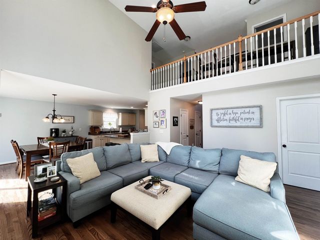 128 Fagans Creek Drive, Inman, SC 29349