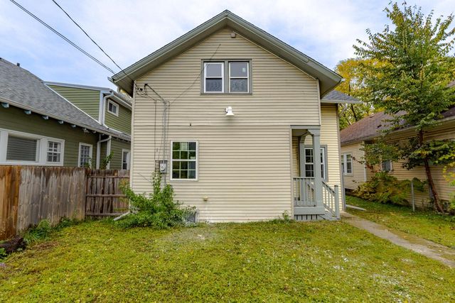 2373 N 48th STREET, Milwaukee, WI 53210