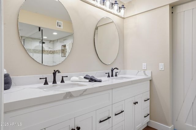 37300 N Tom Darlington Drive N, Carefree, AZ 85377