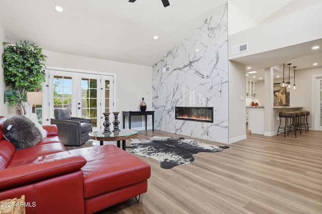 37300 N Tom Darlington Drive N, Carefree, AZ 85377