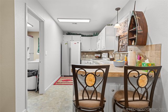 449609 E 953 Road, Vian, OK 74962