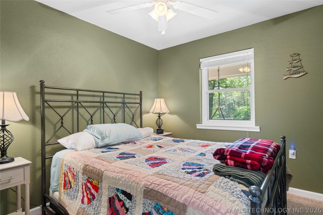 449609 E 953 Road, Vian, OK 74962