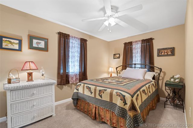 449609 E 953 Road, Vian, OK 74962