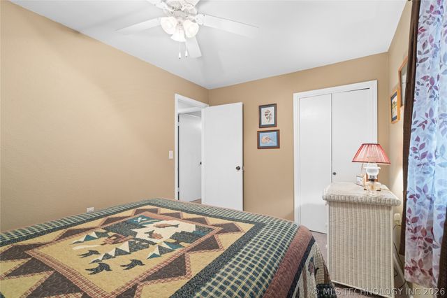 449609 E 953 Road, Vian, OK 74962