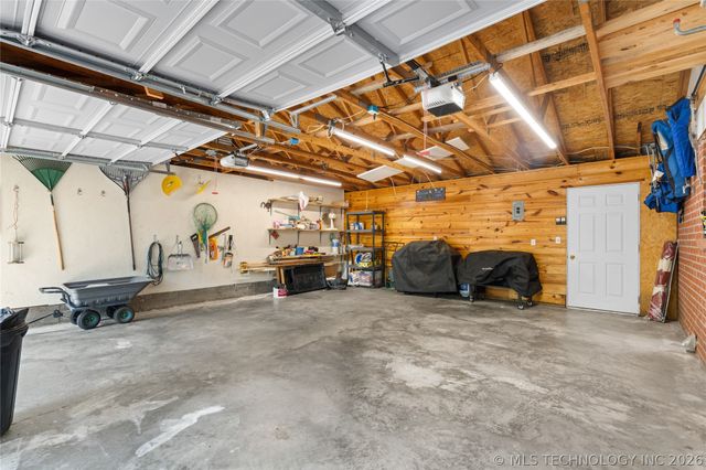 449609 E 953 Road, Vian, OK 74962