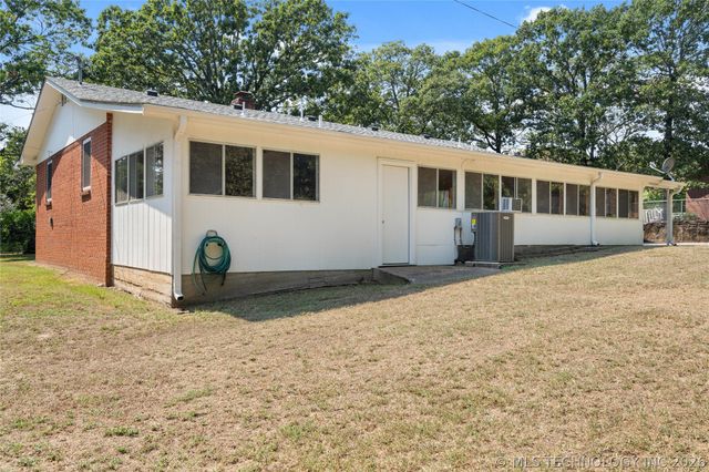 449609 E 953 Road, Vian, OK 74962