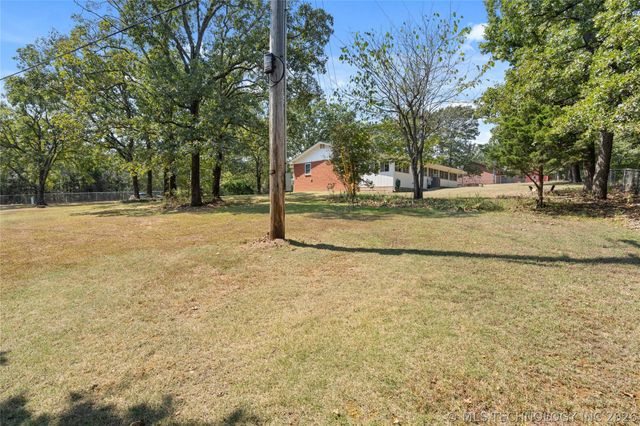 449609 E 953 Road, Vian, OK 74962