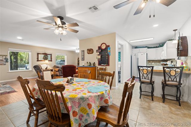 449609 E 953 Road, Vian, OK 74962