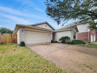 4010 Redwood Hill Court, Fresno, TX 77545