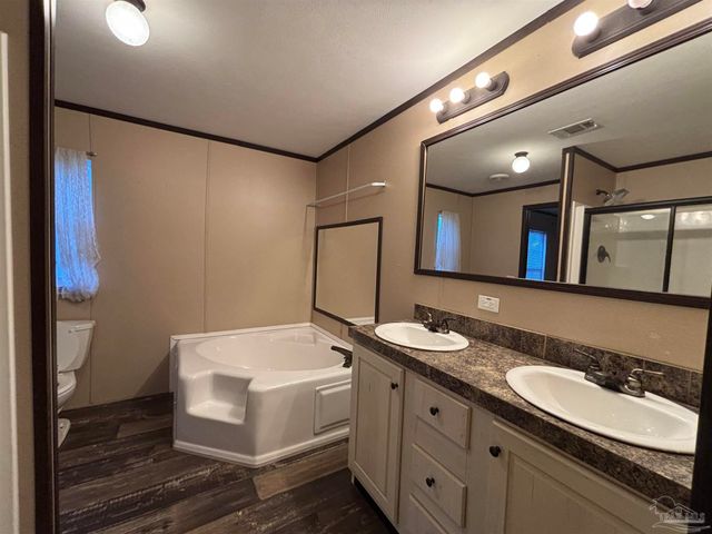 6261 Morgan Rd, Milton, FL 32570