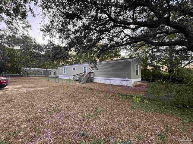 6261 Morgan Rd, Milton, FL 32570