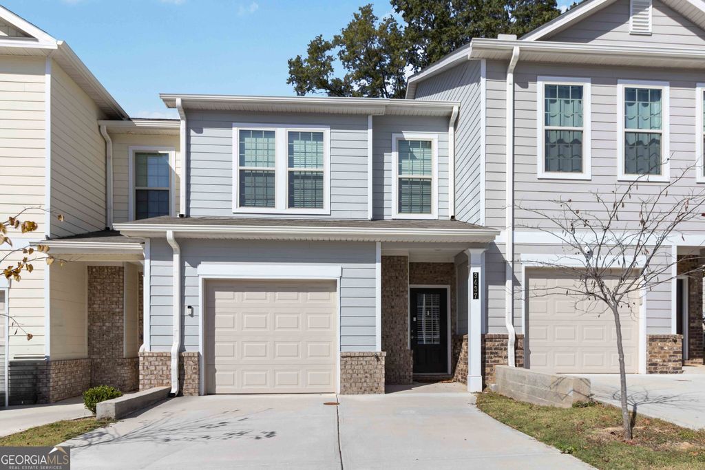 3437 Sumersbe Court, South Fulton, GA 30349