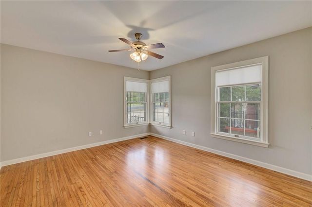 2102 Enfield RD D, Austin, TX 78703