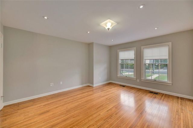 2102 Enfield RD D, Austin, TX 78703