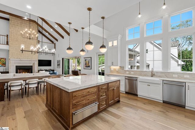 129 Mount Vista Avenue, Greenville, SC 29605