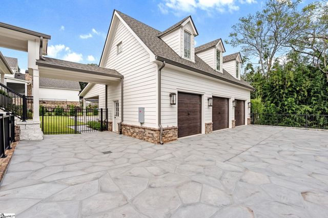 129 Mount Vista Avenue, Greenville, SC 29605