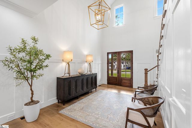 129 Mount Vista Avenue, Greenville, SC 29605