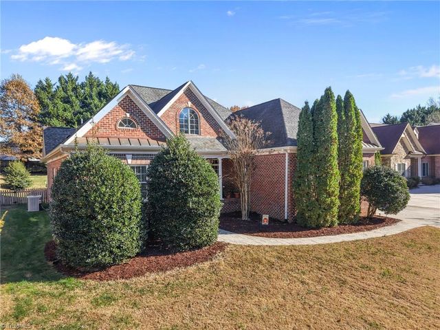 2403 North Beech Lane, Greensboro, NC 27455