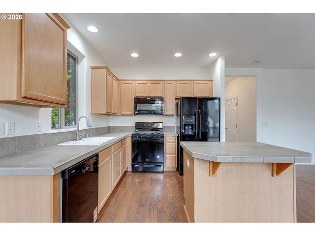 1457 Sw EDGEFIELD MEADOWS Ter, Troutdale, OR 97060
