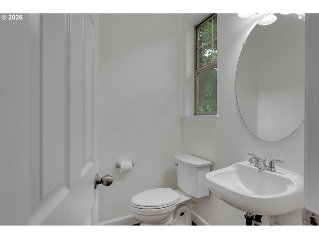 1457 Sw EDGEFIELD MEADOWS Ter, Troutdale, OR 97060