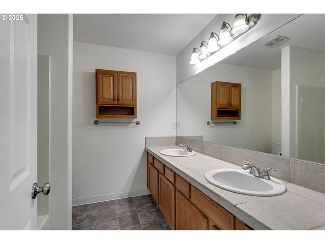 1457 Sw EDGEFIELD MEADOWS Ter, Troutdale, OR 97060