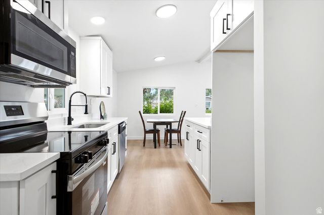 1580 W INDIAN SUMMER DR DR, Salt Lake City, UT 84116